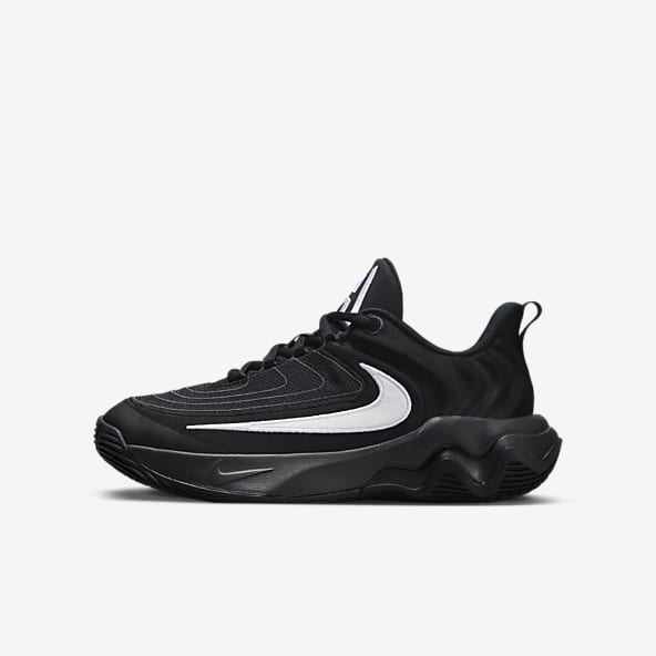 Black basketball shoes for boys outlet